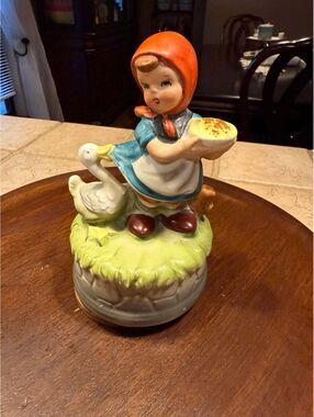 Vintage Music Box HIMARK Girl with Goose/Duck Figurine *music box is locked up*
